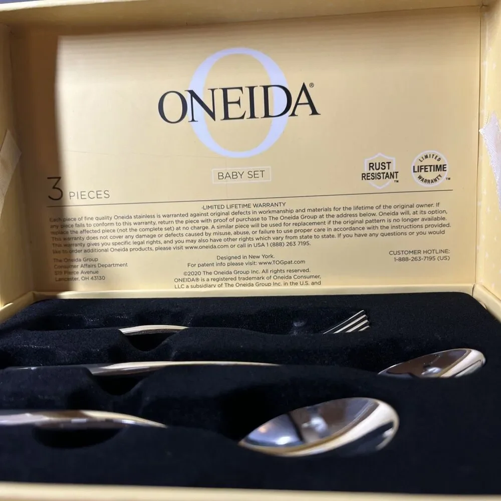 Oneida CHATEAU 18/10 SS 3-Piece Baby Infant Flatware Set NEW Baby Gift Boxed NIB